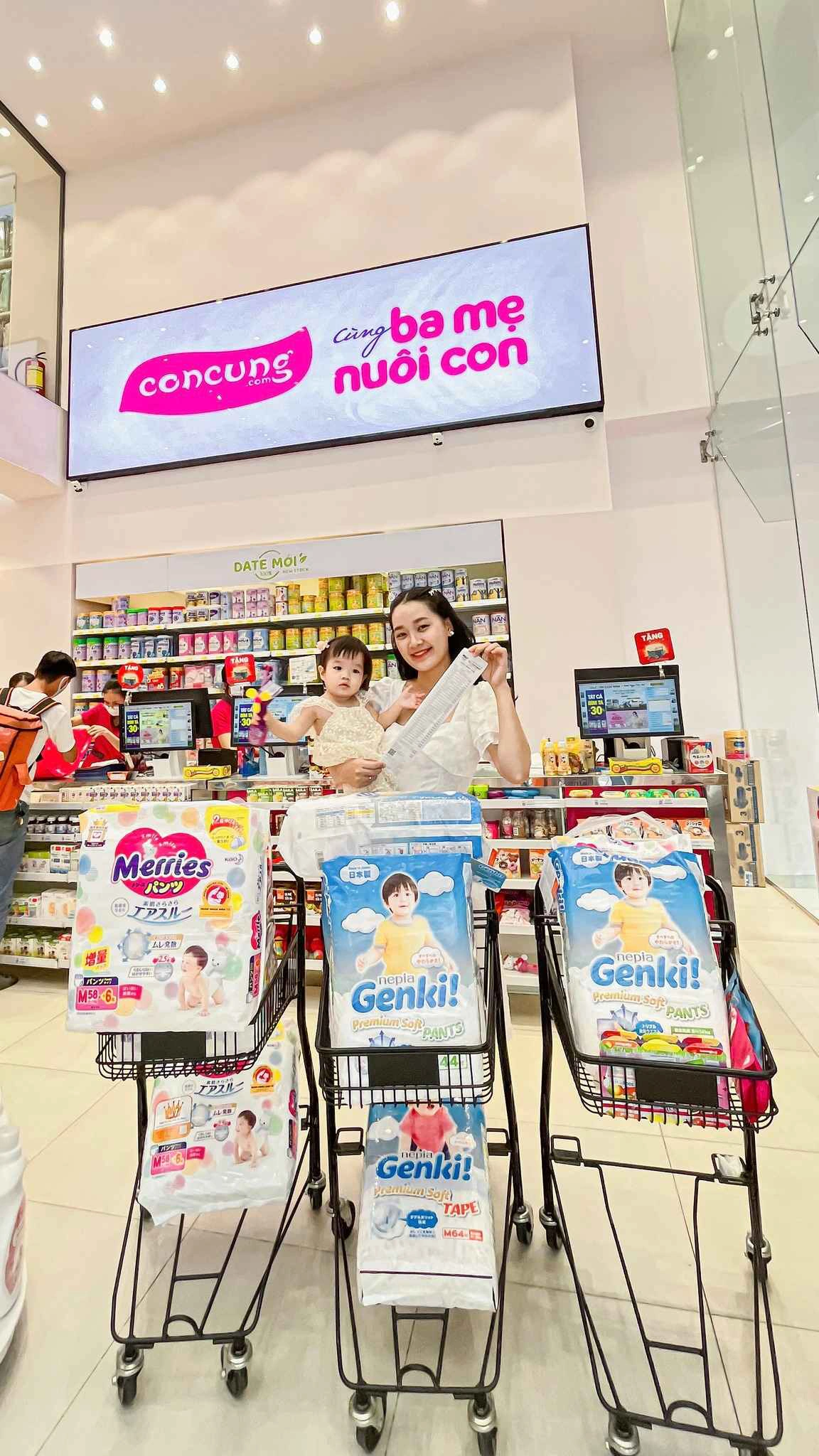  mua bỉm m&ugrave;a h&egrave; cho b&eacute; tại Con Cưng