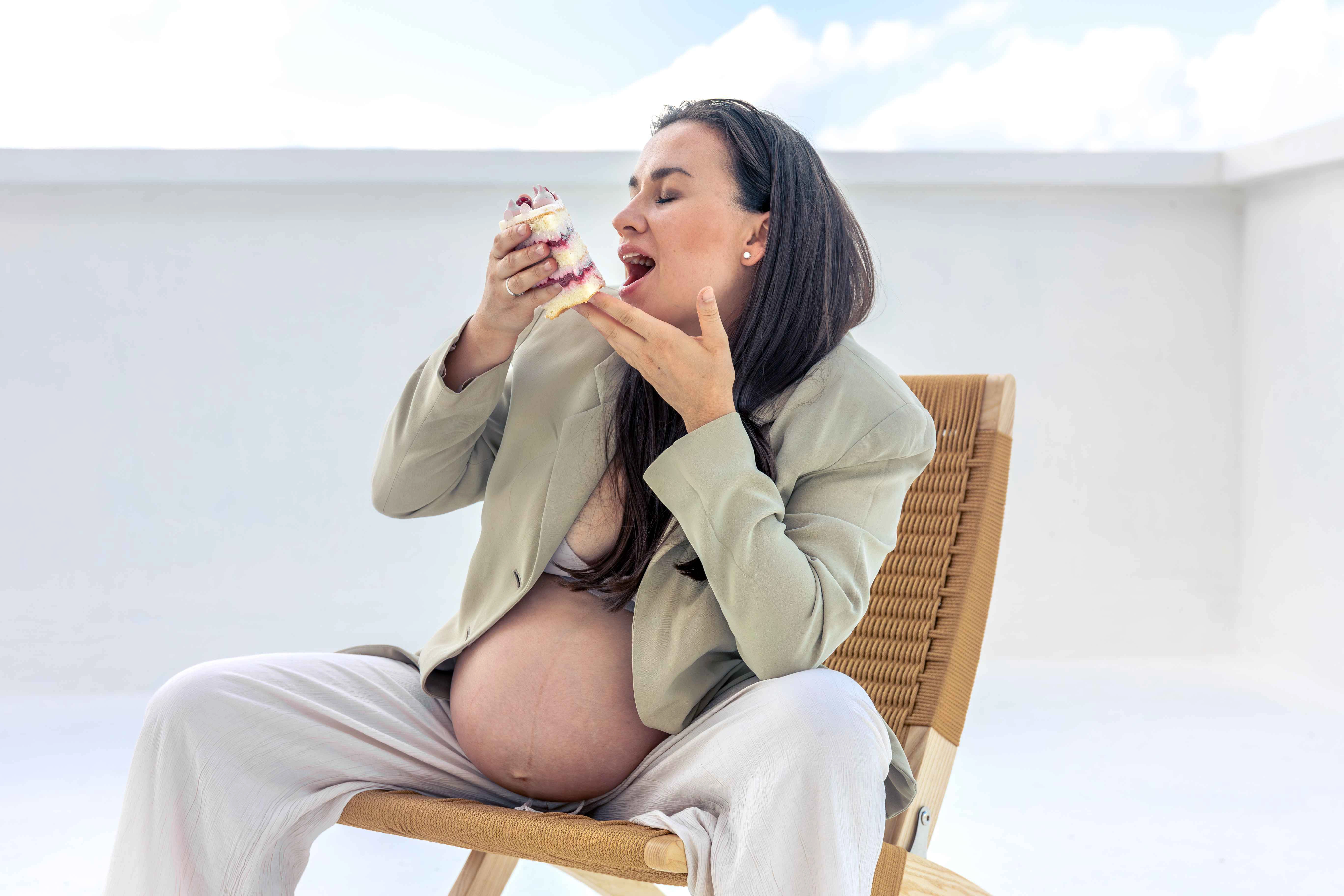 thèm ngọt là trai hay gái