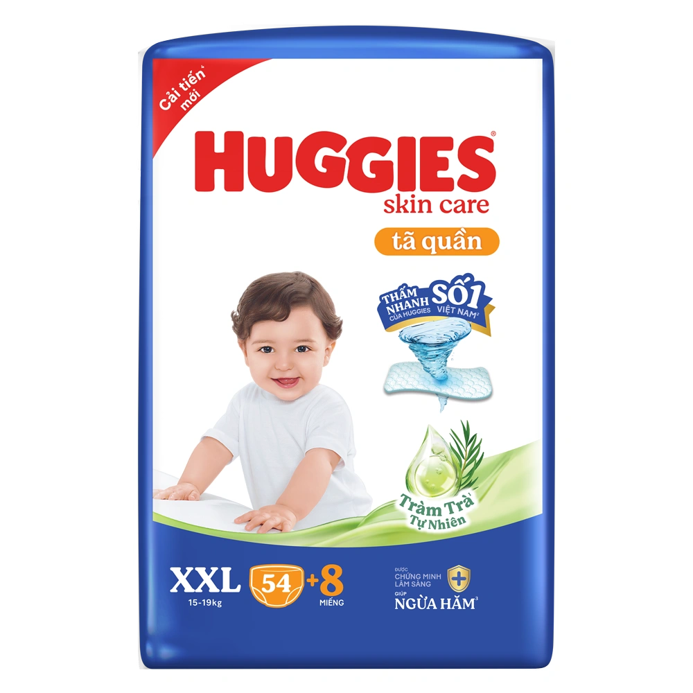 Huggies Skincare bổ sung tinh chất tr&agrave;m tr&agrave; gi&uacute;p con kh&aacute;ng khuẩn, ngừa vi&ecirc;m.