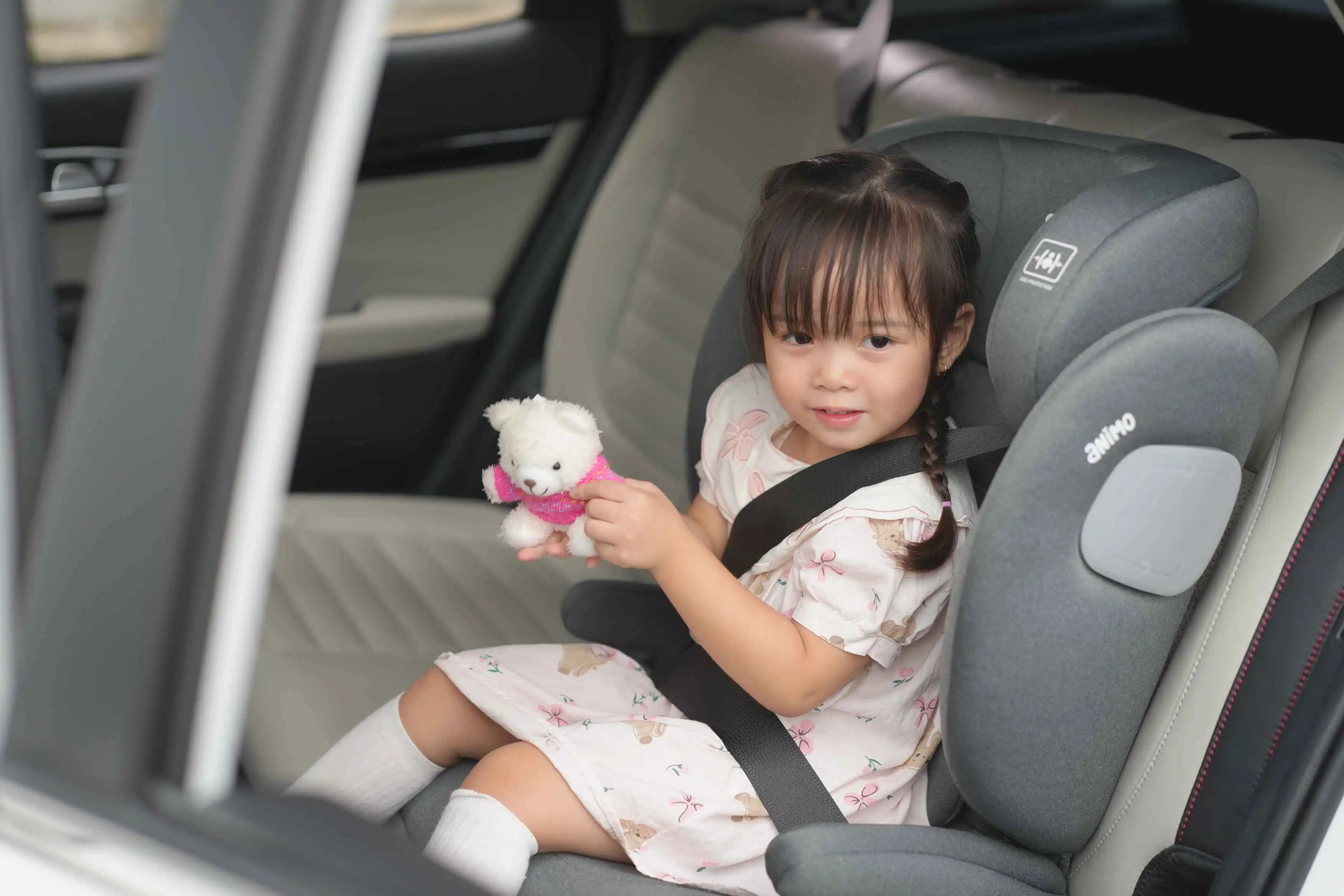 Ghế ngồi &ocirc; t&ocirc; Animo đạt chuẩn ECE của ch&acirc;u &Acirc;u, lại c&oacute; gi&aacute; "mềm" hơn Joie.