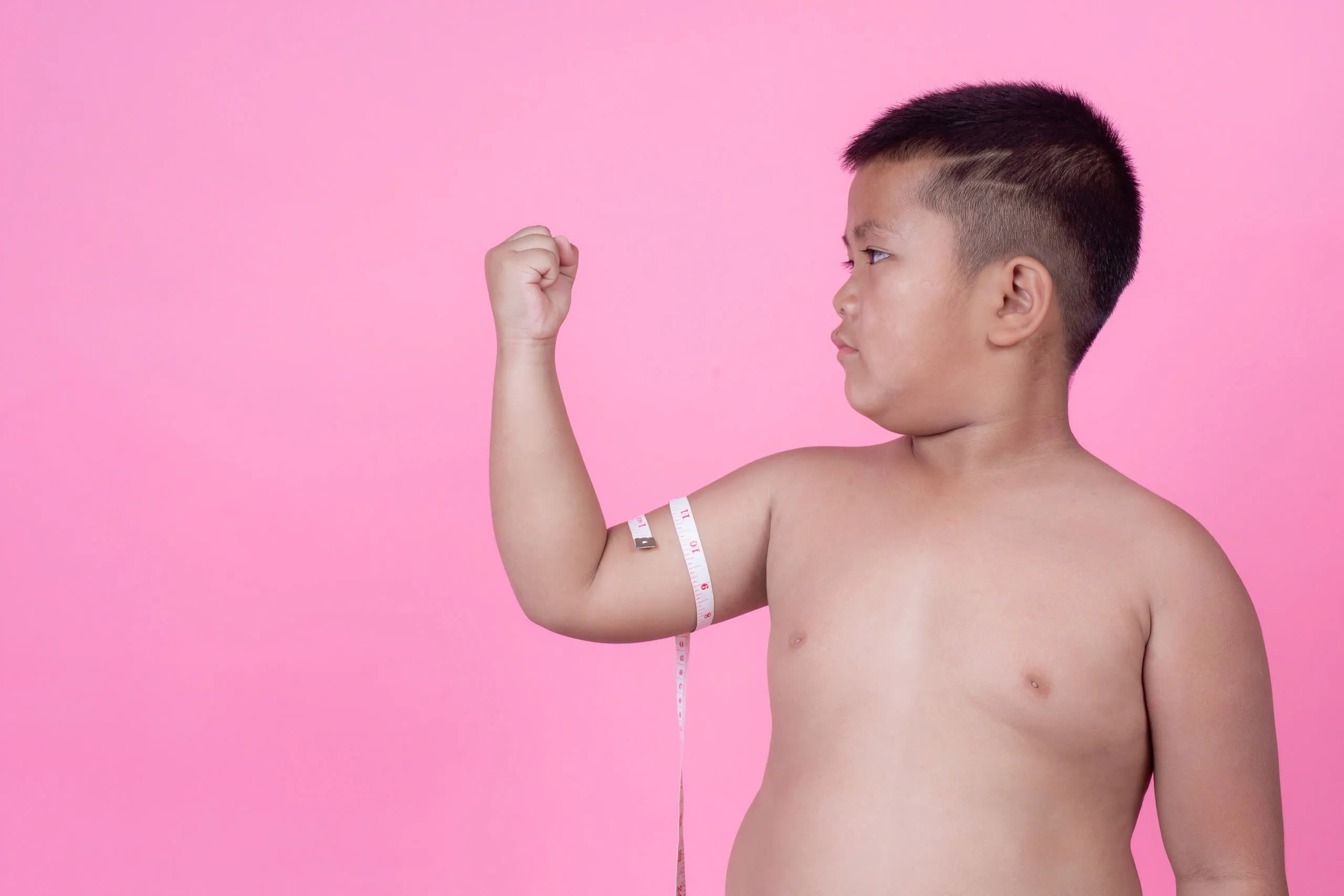 Mẹ nên lưu ý nếu chỉ số của bé “lệch chuẩn” so với bảng biểu của WHO.