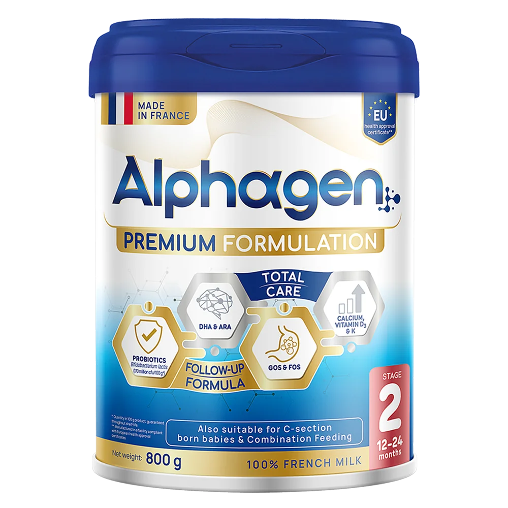 Sữa Alphagen điều chỉnh tỷ lệ đạm hợp l&yacute;, tạo đ&agrave; vững chắc cho b&eacute; 1 tuổi tăng c&acirc;n khỏe mạnh.